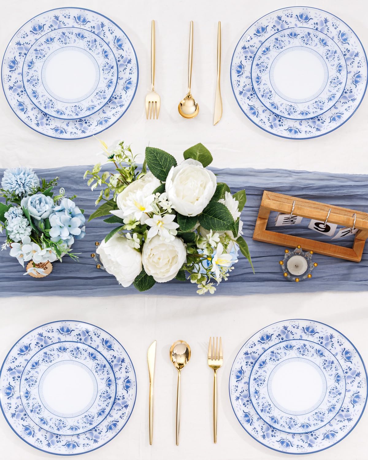 WONDERFUL 32pcs Blue Plastic Plates Blue and White Fancy Disposable Plates Floral Decorative Plate Disposable Heavy Duty for High-End Party Retro Decor